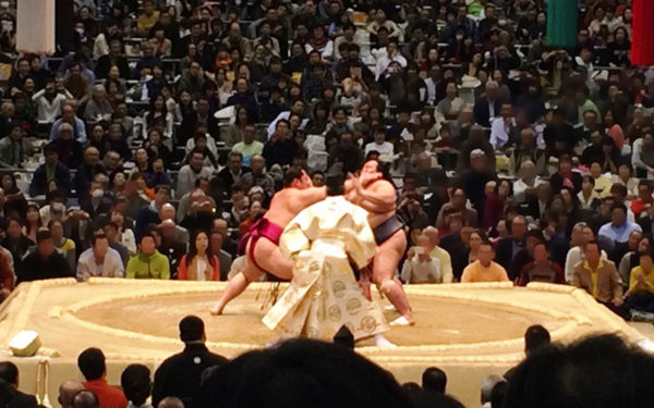 大相撲 土俵入り スケジュール 時間 幕内 十両 取組 弓取り式 大阪場所 本場所 名古屋場所 九州場所 横綱