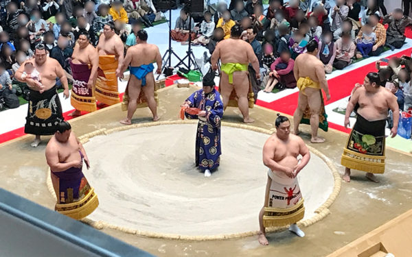 うめきた場所 土俵入り